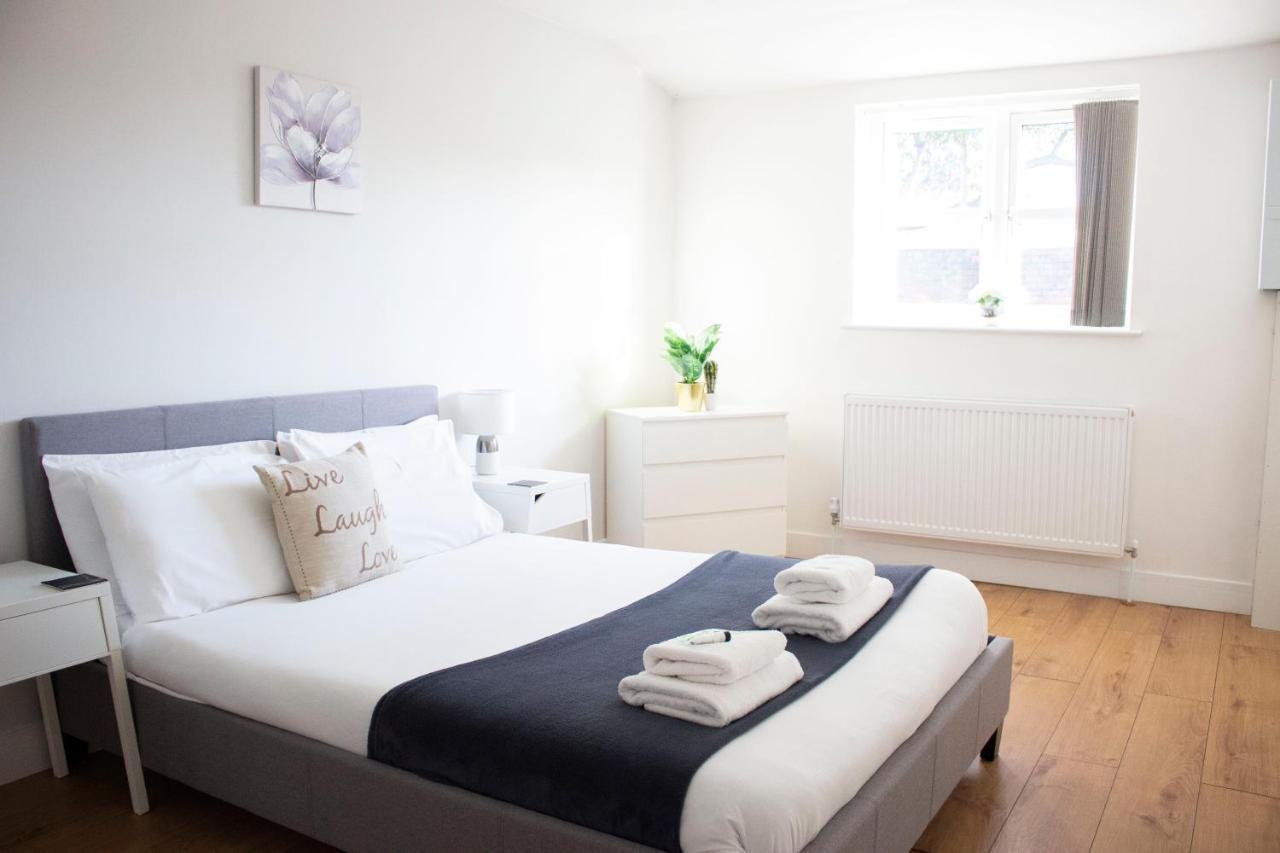 Large Ground Floor Pet Friendly 2 Bedroom Apartment With Free Parking Loughborough Ngoại thất bức ảnh